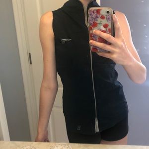 Fitted running top size S